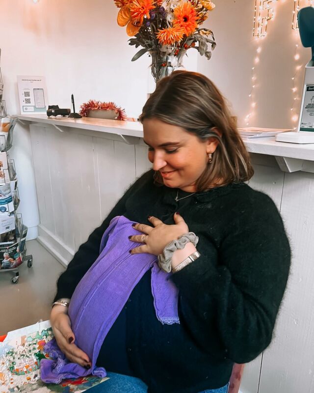 Onze lieve assistente Danielle is vanaf vandaag officieel met verlof 💗

Geniet ervan lieverd, we gaan je missen en kunnen niet wachten om je lieve meisje geboren te zien worden en te ontmoeten 💗

#verlof #genieten #femmebaby #femmeamsterdam #femmetgooi
